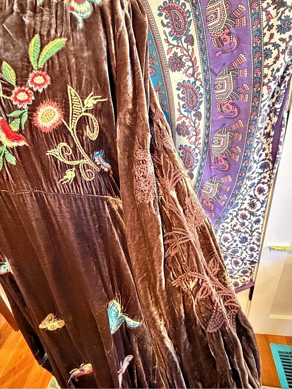 JOHNNY WAS Embroidered Velvet Maxi Dress Brown Large Like New - Picture 5 of 10